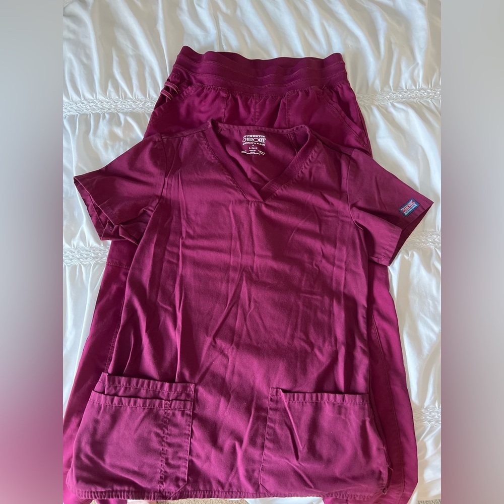 Cherokee Scrub Set